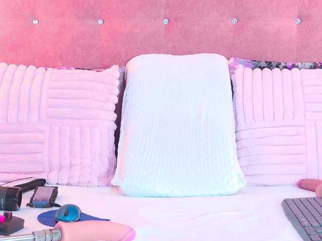 EvelynBlacke live cam on BongaCams