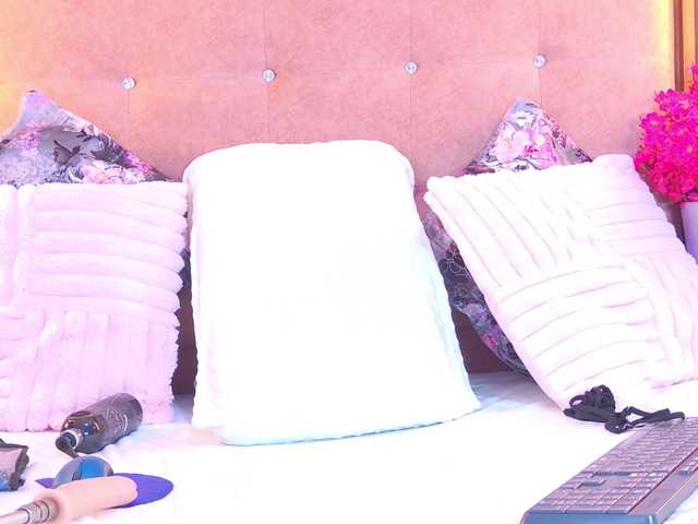 EvelynBlacke live cam