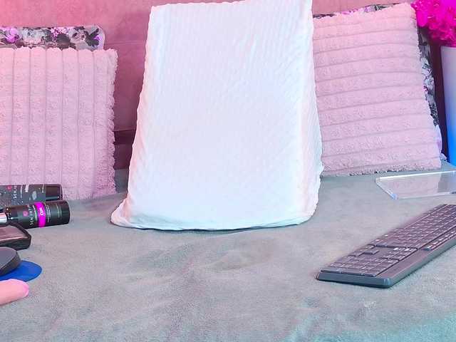 EvelynBlacke live webcam show
