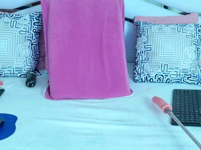 EvelynBlacke live cam