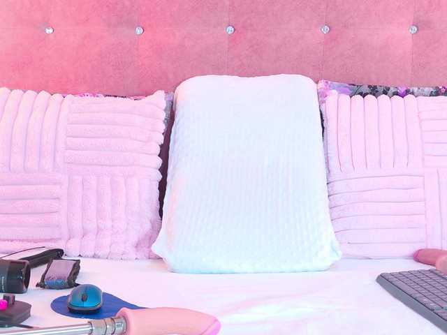 EvelynBlacke live cam on BongaCams