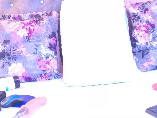 EvelynBlacke live cam on BongaCams