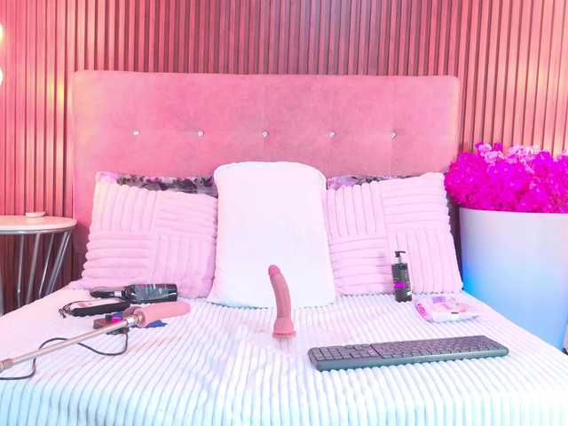 EvelynBlacke live webcam show