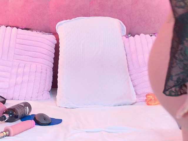 EvelynBlacke live cam on BongaCams