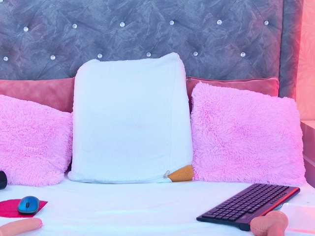 EvelynBlacke live cam on BongaCams