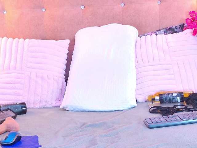 EvelynBlacke live cam on BongaCams