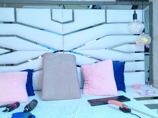 EvelynBlacke live cam on BongaCams