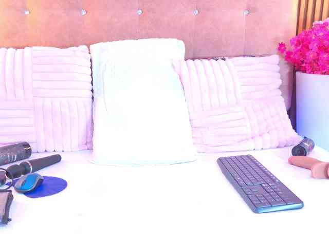 EvelynBlacke webcam