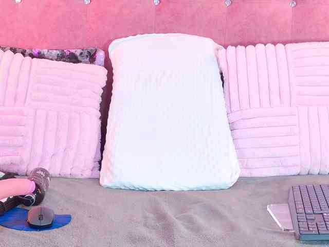EvelynBlacke webcam