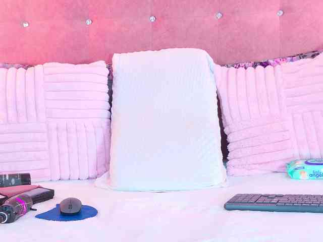 EvelynBlacke webcam