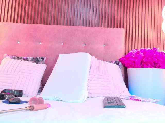 EvelynBlacke webcam