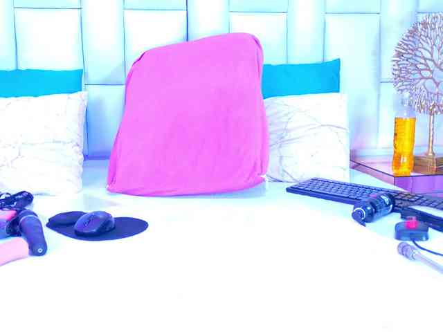 EvelynBlacke webcam