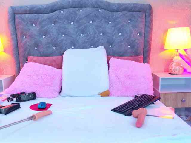 EvelynBlacke webcam
