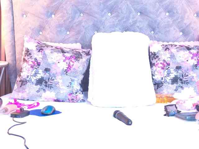 EvelynBlacke webcam