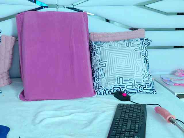 EvelynBlacke webcam