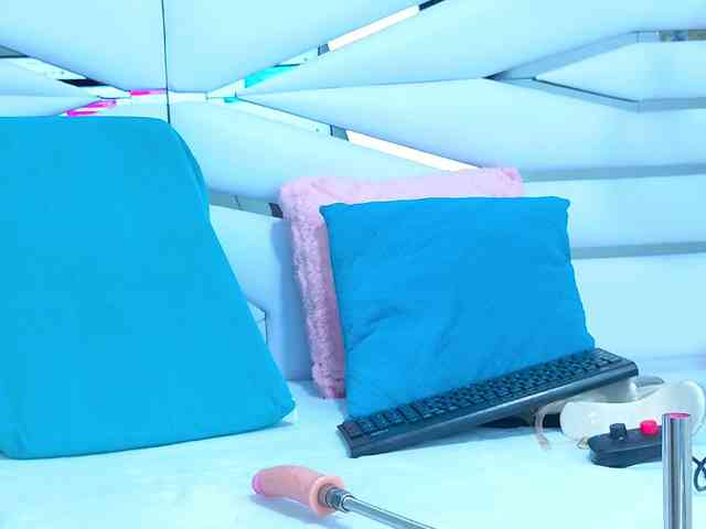 EvelynBlacke webcam
