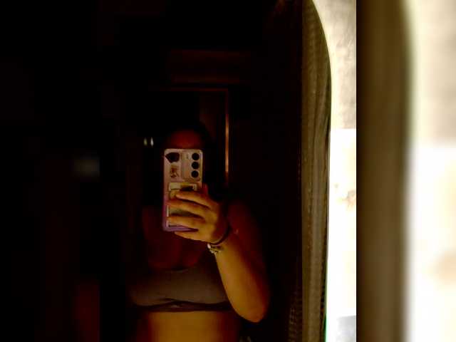 Nika-1707 live webcam show