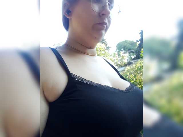 Nika-1707 live cam on BongaCams