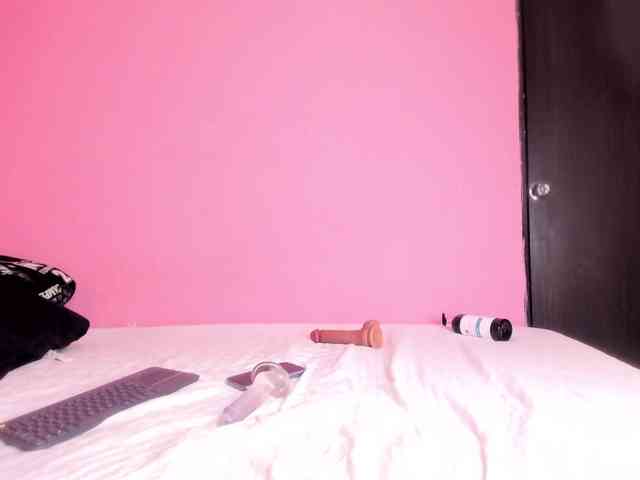 Naughtycouple7 webcam
