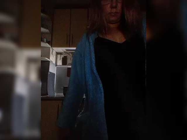 Chat with Meow-Wow live cam