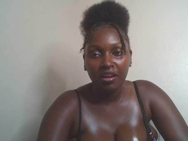 SexyBanni live webcam show