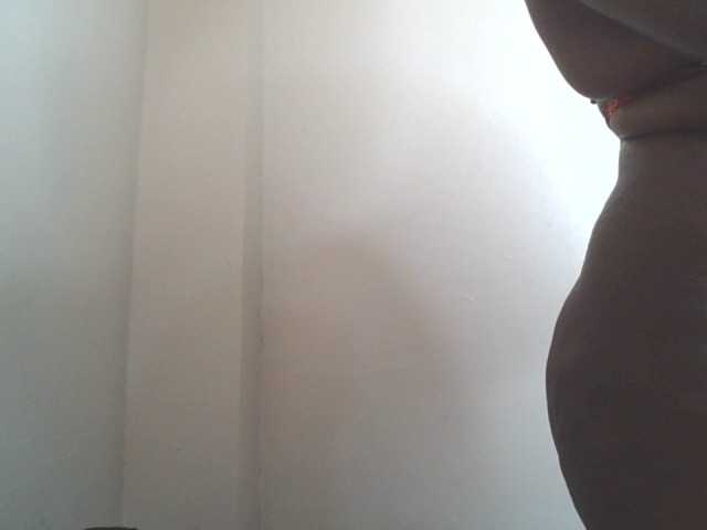 SexyBanni live cam on BongaCams