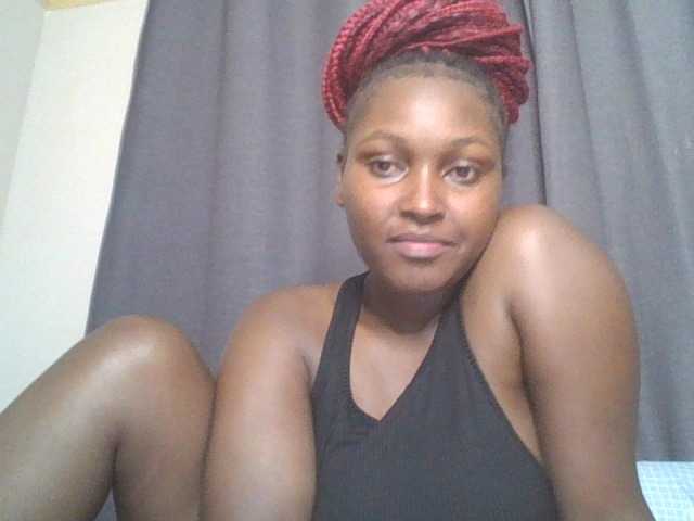 SexyBanni live cam on BongaCams