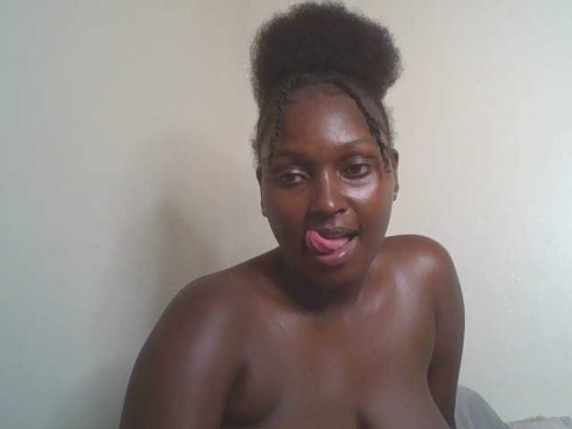SexyBanni live webcam show