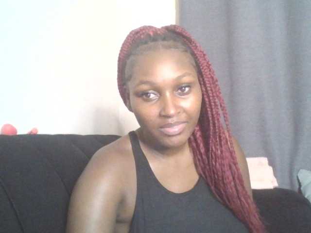SexyBanni live cam on BongaCams