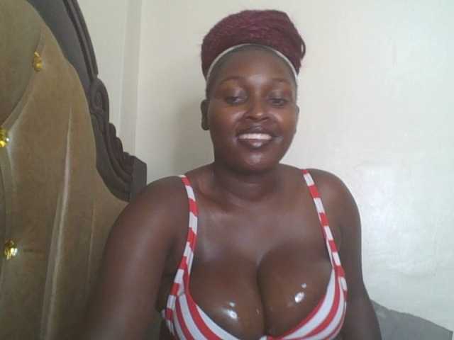 SexyBanni live cam on BongaCams