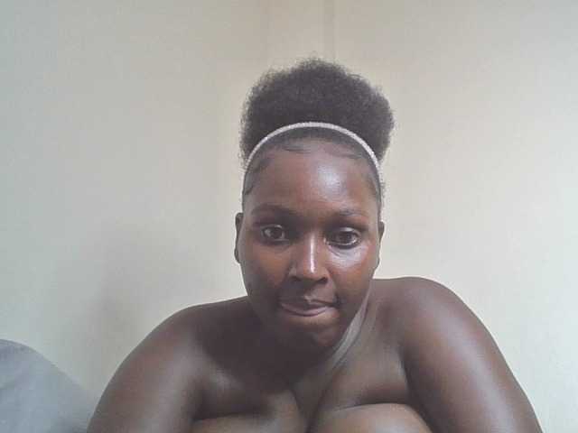 SexyBanni live webcam show