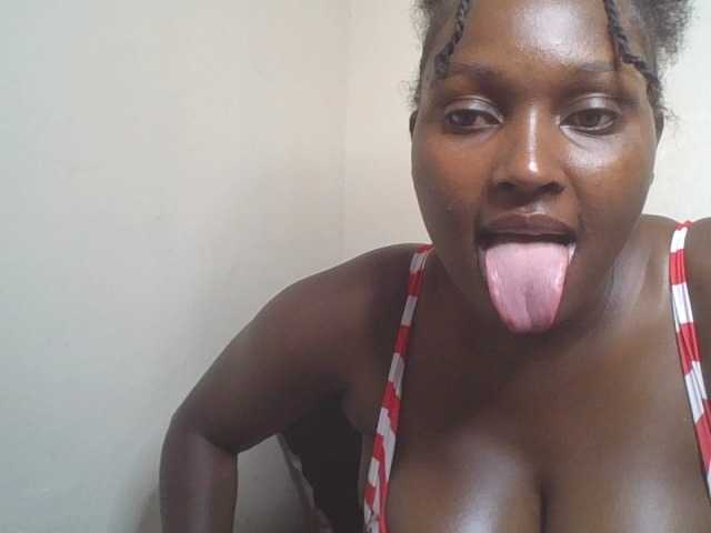 SexyBanni live webcam show