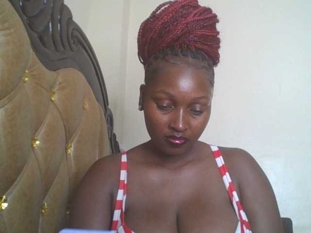 SexyBanni live cam on BongaCams