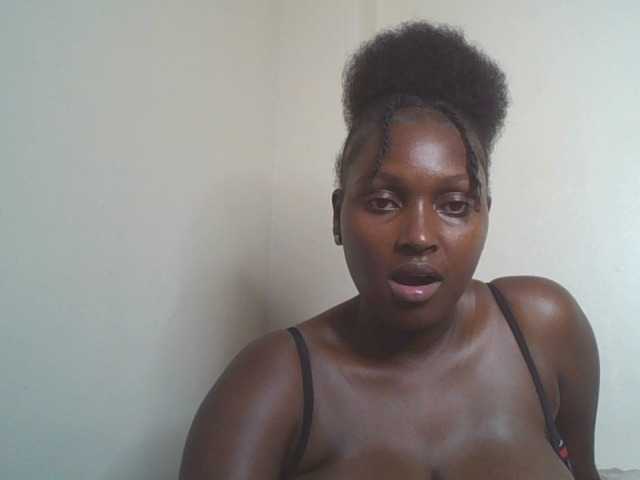 SexyBanni live webcam show