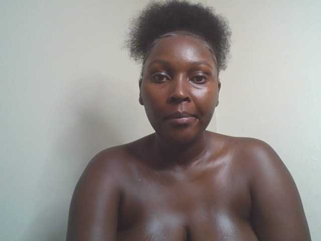 SexyBanni live webcam show