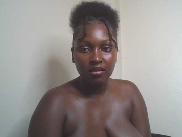 SexyBanni live cam