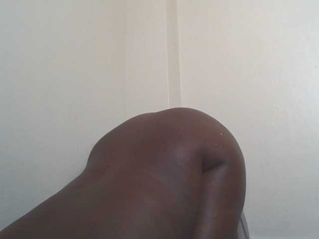 SexyBanni live webcam show