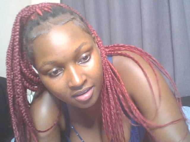 SexyBanni live cam on BongaCams