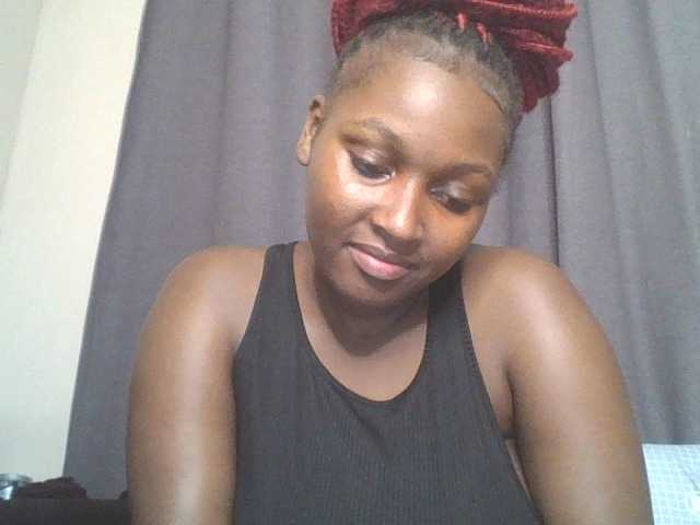 SexyBanni live cam on BongaCams