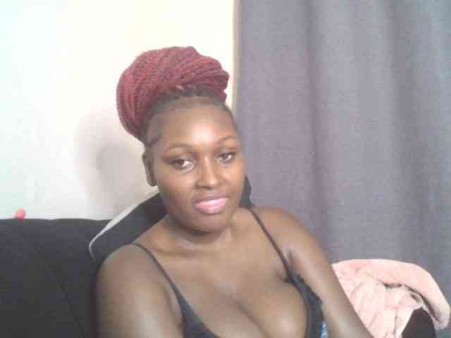 SexyBanni webcam