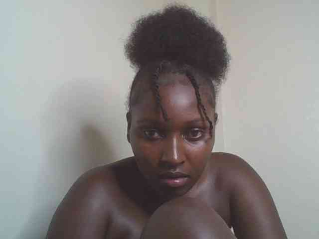 SexyBanni webcam
