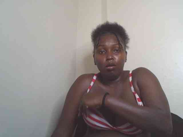 SexyBanni webcam