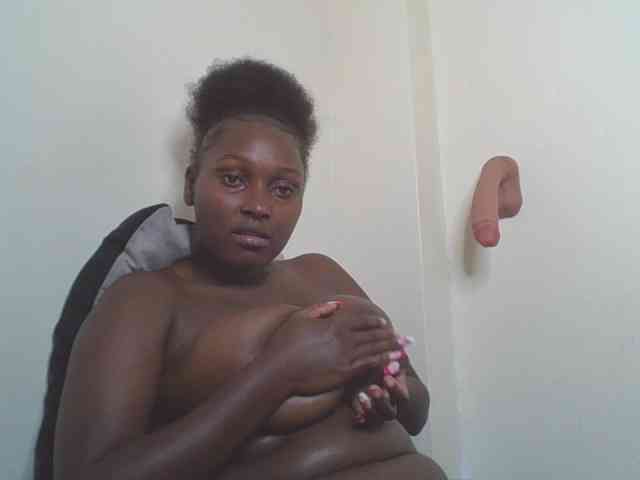 SexyBanni webcam