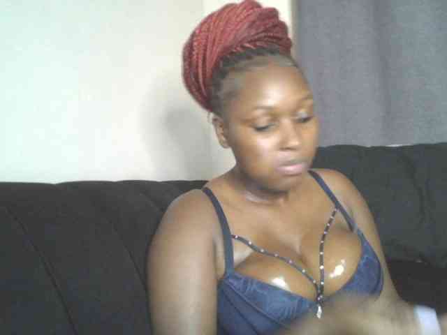 SexyBanni webcam