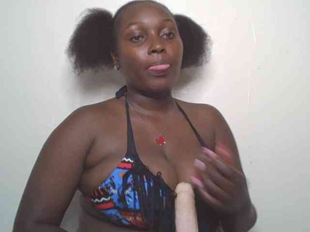 SexyBanni webcam