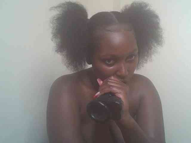 SexyBanni webcam