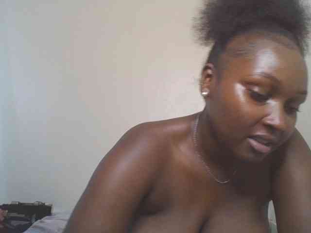 SexyBanni webcam