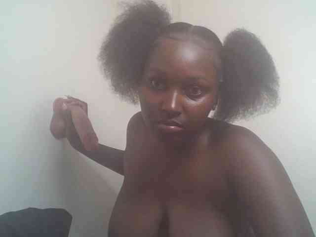 SexyBanni webcam