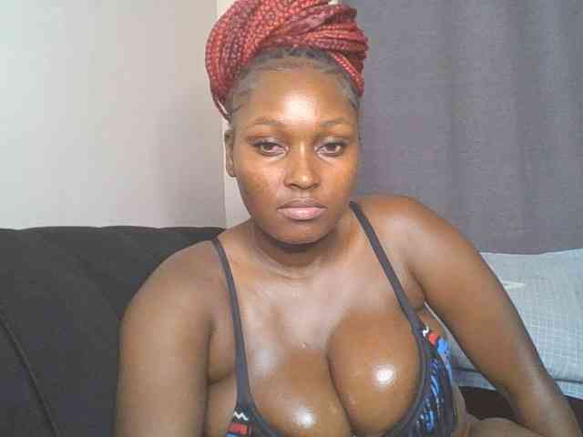 SexyBanni webcam