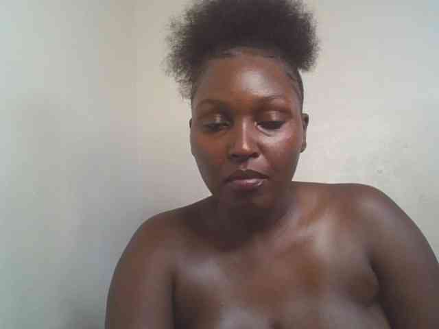 SexyBanni webcam
